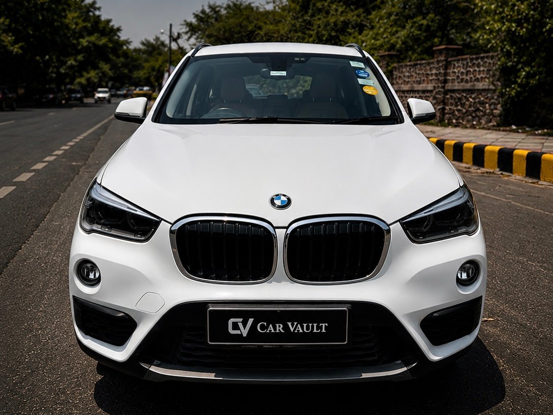 BMW X1 sDrive20d 2018 - Front View