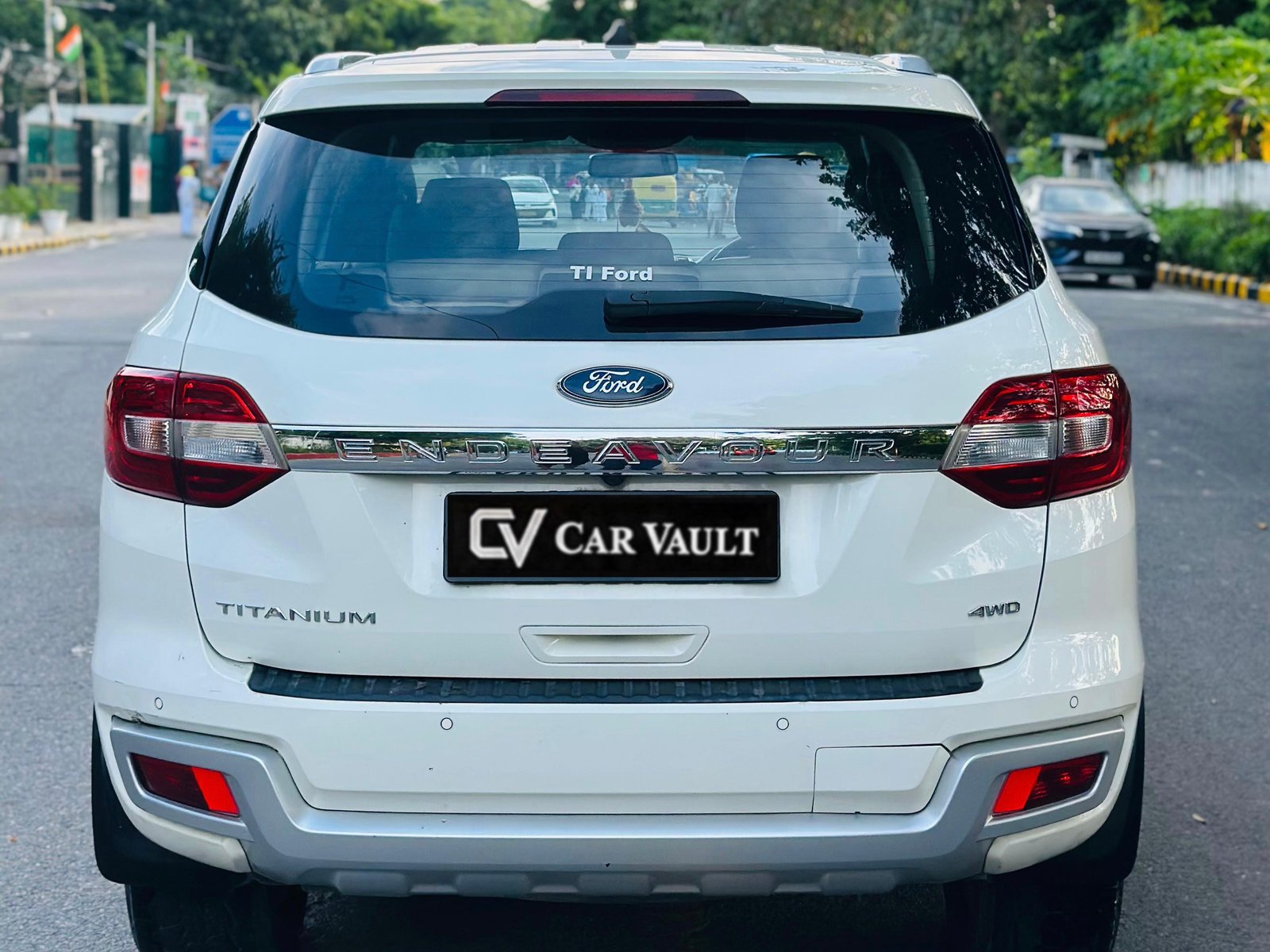 Ford Endeavour Titanium+ 2020 White - Rear View
