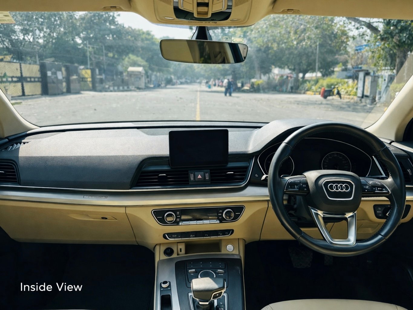 Audi Q5 - Interior