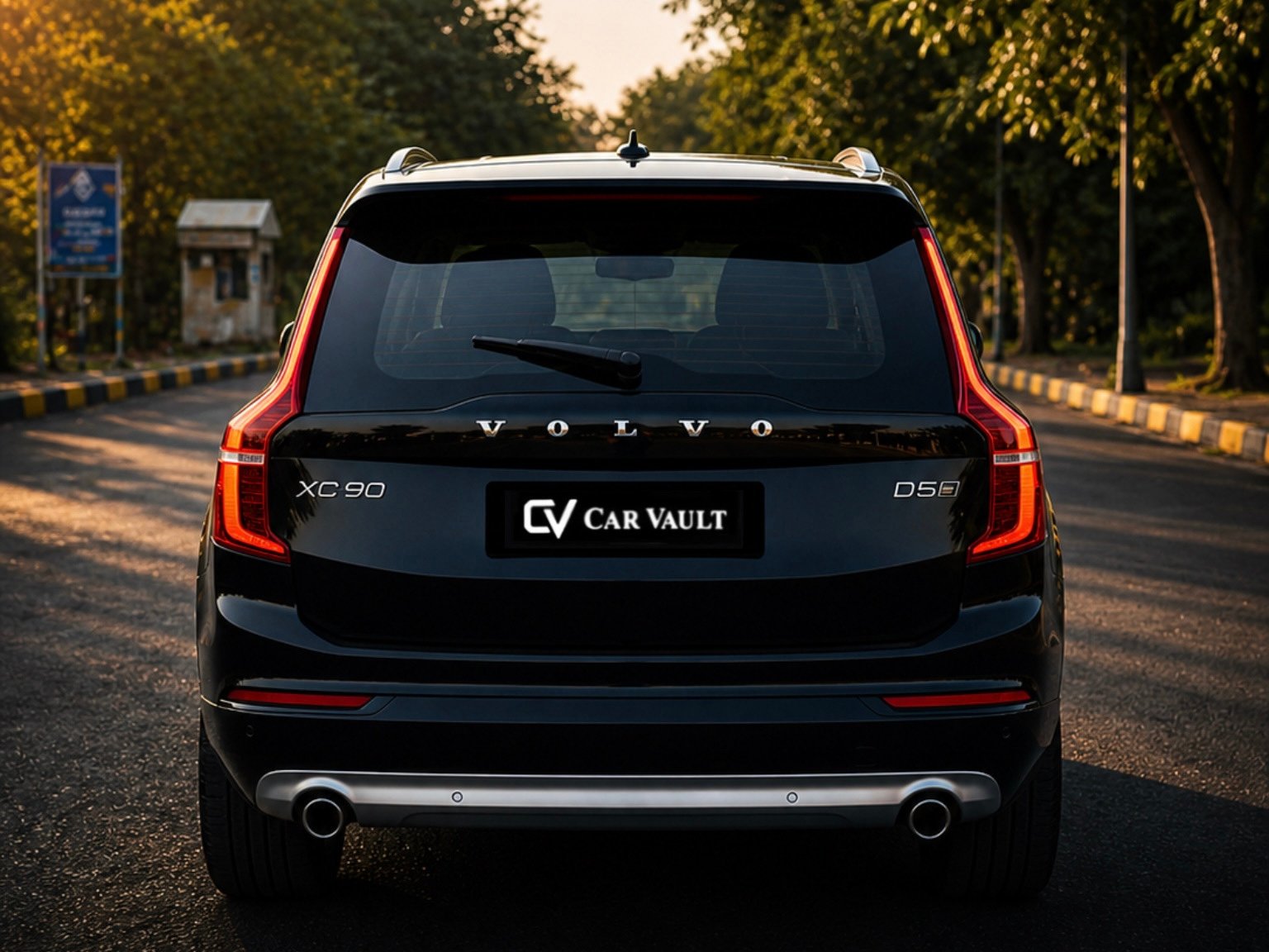 Volvo XC90 D5 Momentum 2017 - Side View