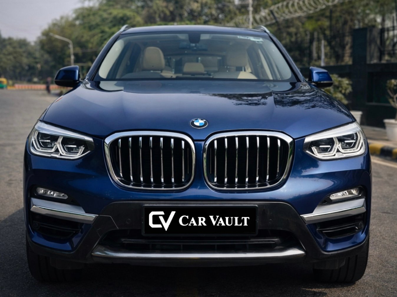 BMW X3 xDrive 20d - Front View