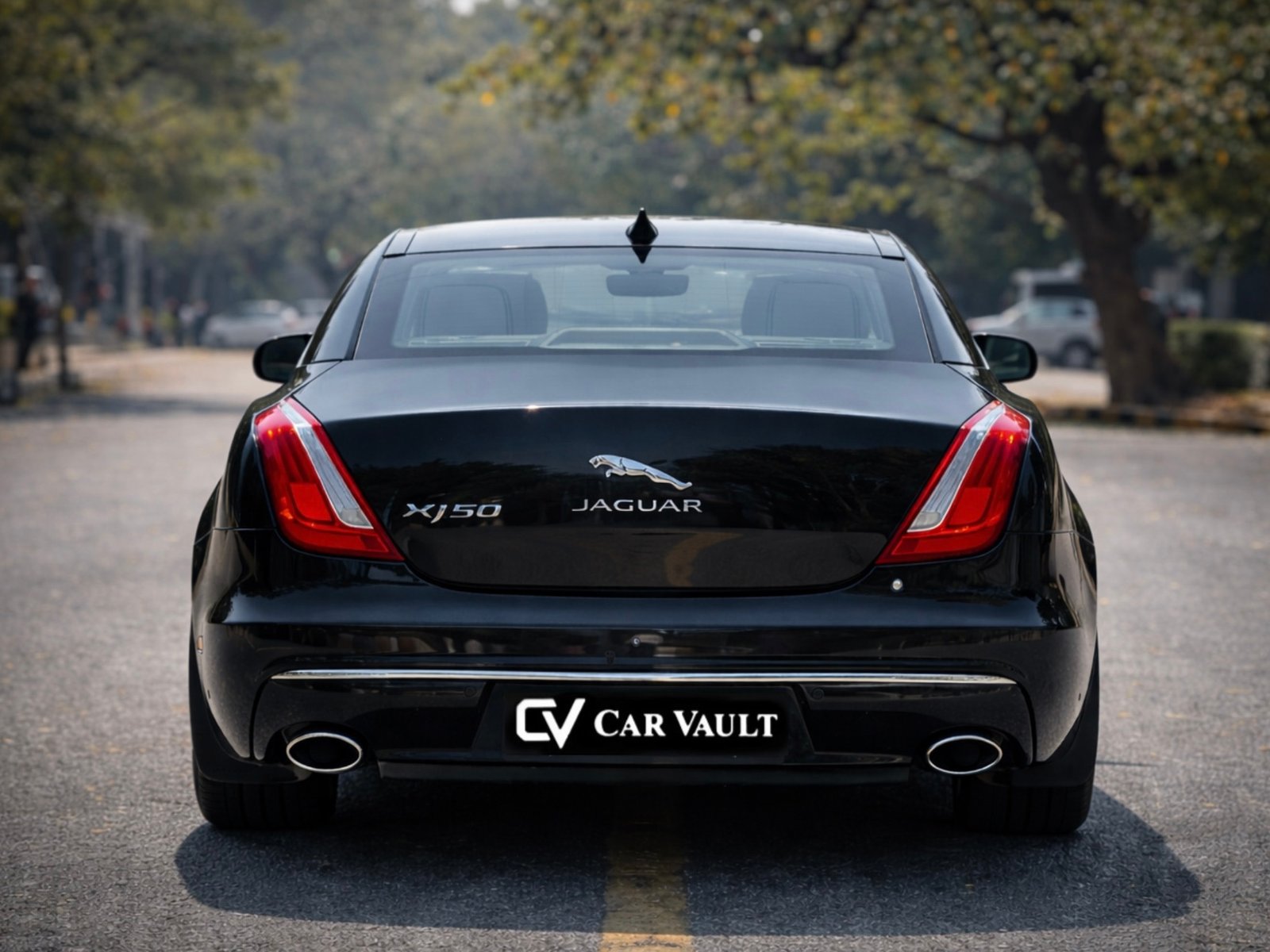 Jaguar XJL - Side View